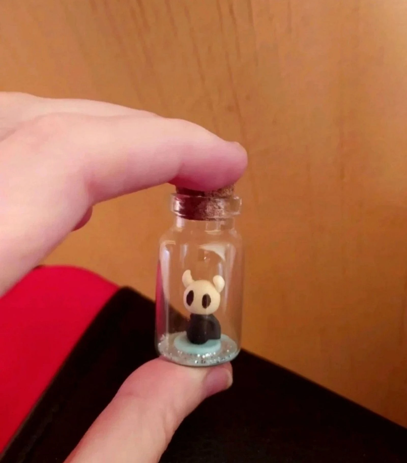 Hollow Knight Miniatura Botella